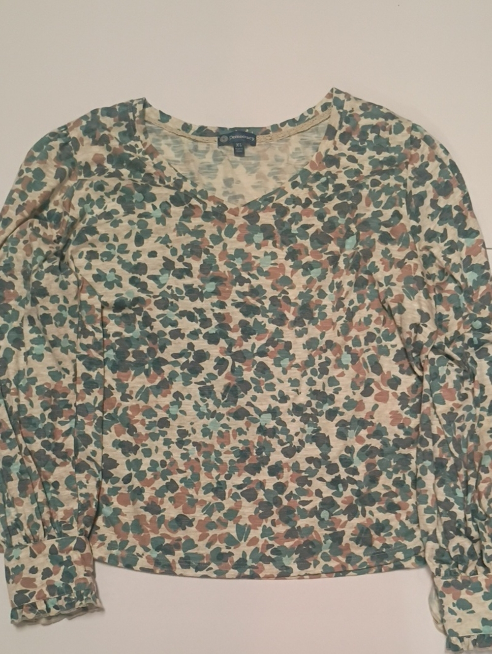 Democracy V-Neck Floral Print Long Sleeve Top Button Ruffle Detail Sleeves